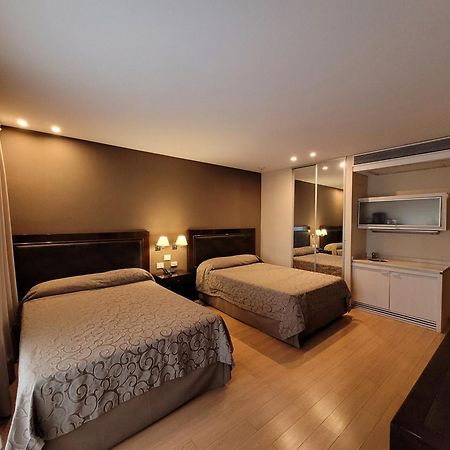 Hotel Plaza Колон Экстерьер фото