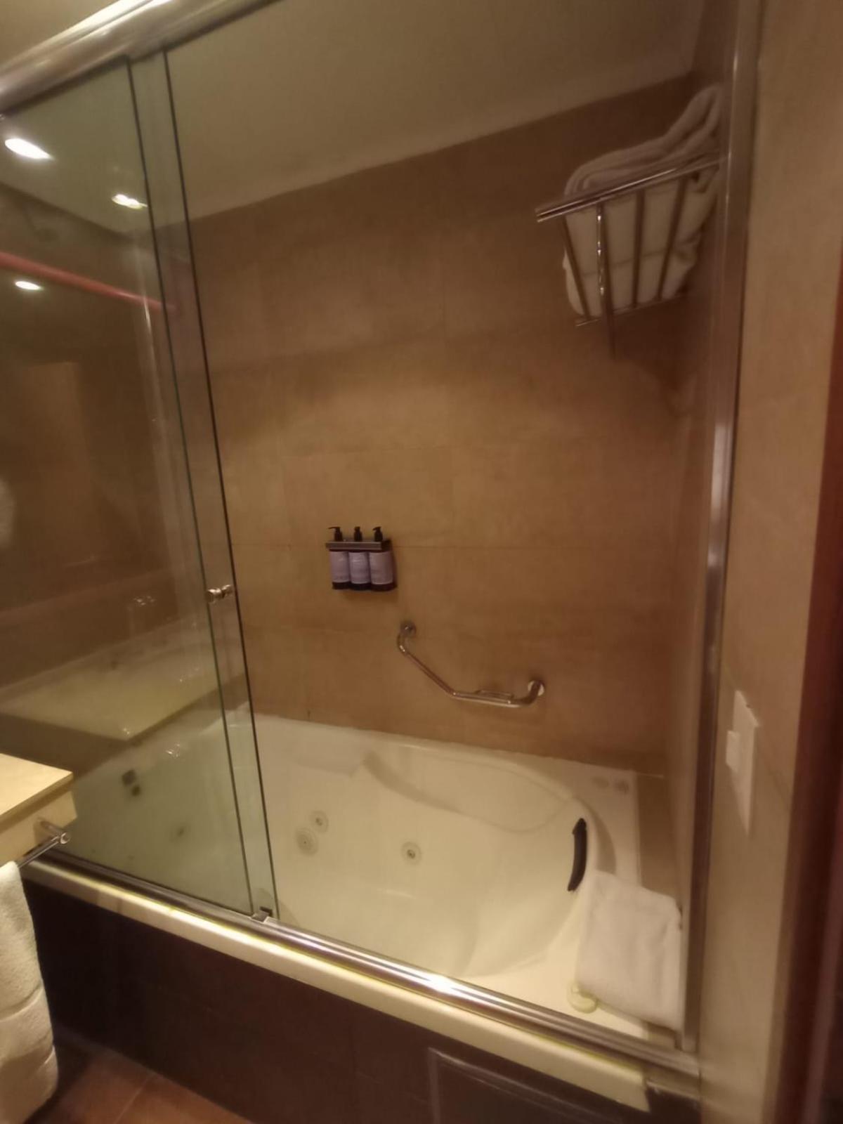 Hotel Plaza Колон Экстерьер фото