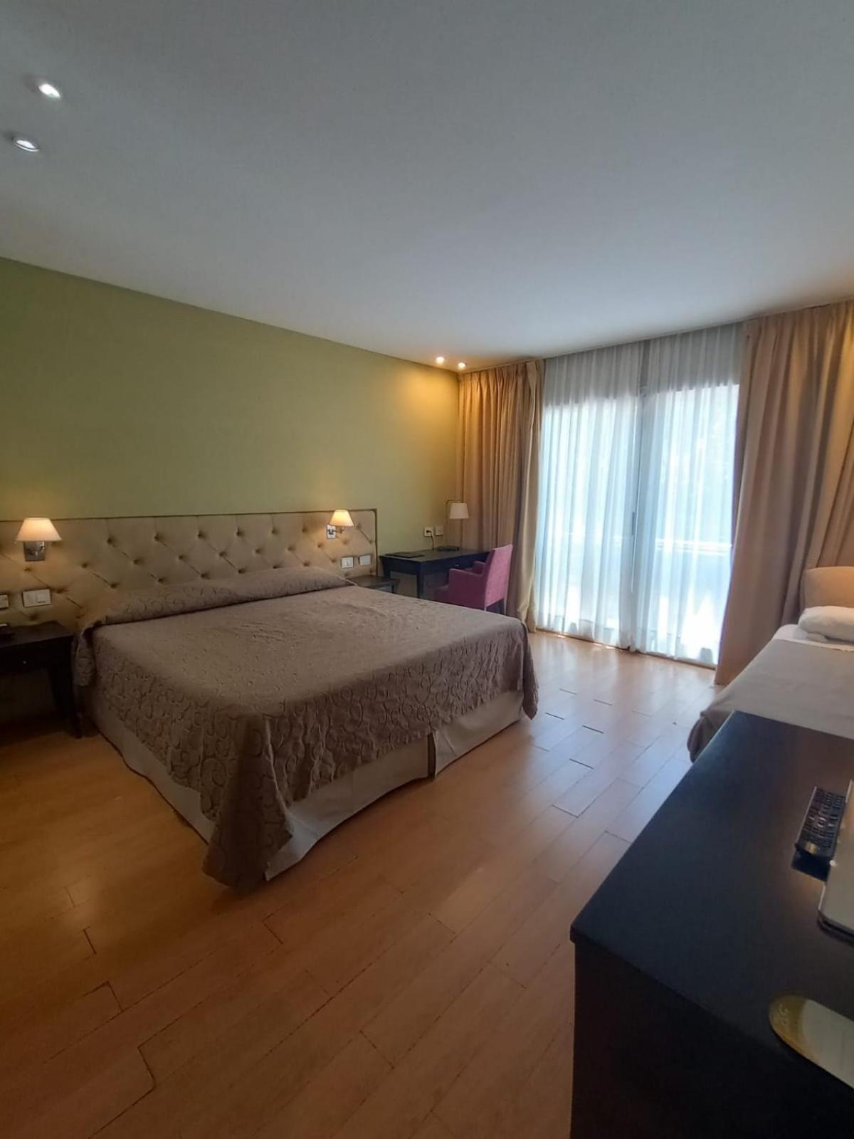 Hotel Plaza Колон Номер фото