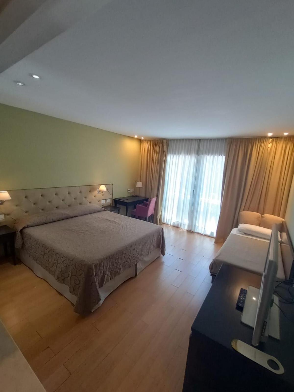 Hotel Plaza Колон Номер фото