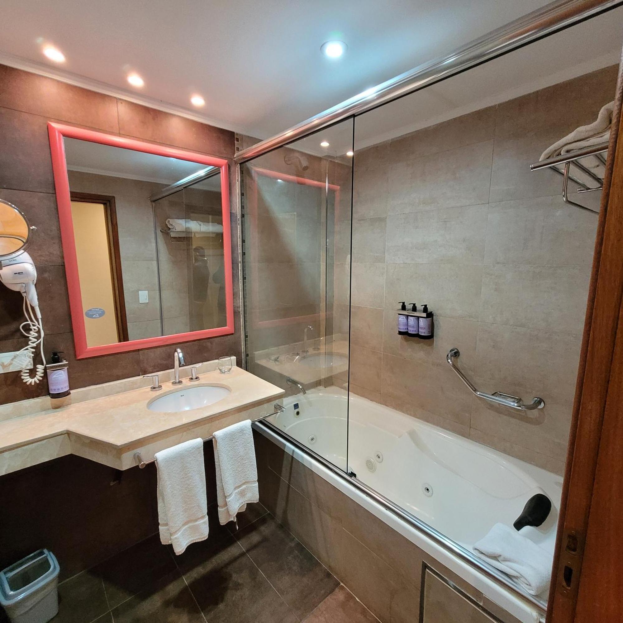 Hotel Plaza Колон Экстерьер фото